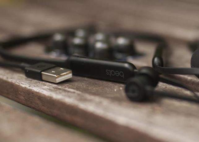BeatsX Review & Giveaway: أفضل سماعات آبل على الإطلاق؟ وشملت beatsx