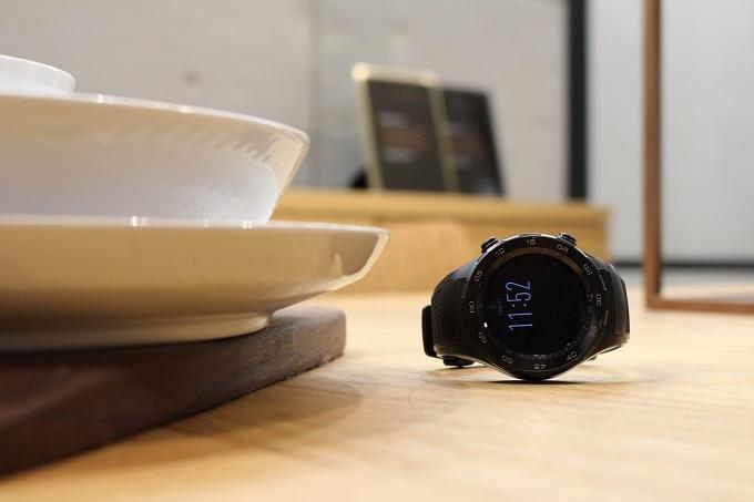 Huawei Watch 2 Ushers In Android Wear 2.0 (مراجعة وهبة) Huawei Watch 2 4