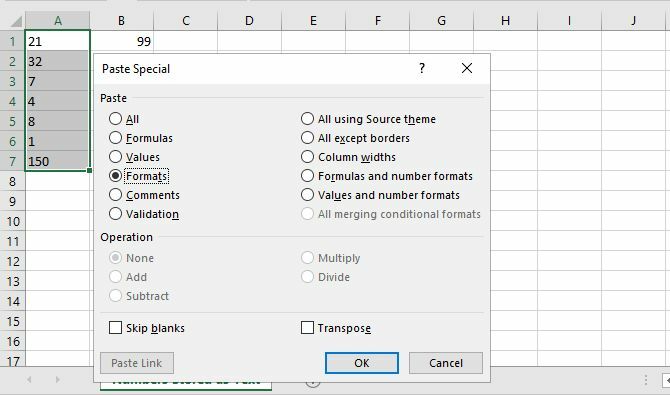 الصق تنسيق خلية إلى خلايا أخرى في Excel.