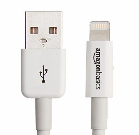 10 منتجات AmazonBasics التقنية التي هي في الواقع جميلة جدًا كابل Lightning من أمازون