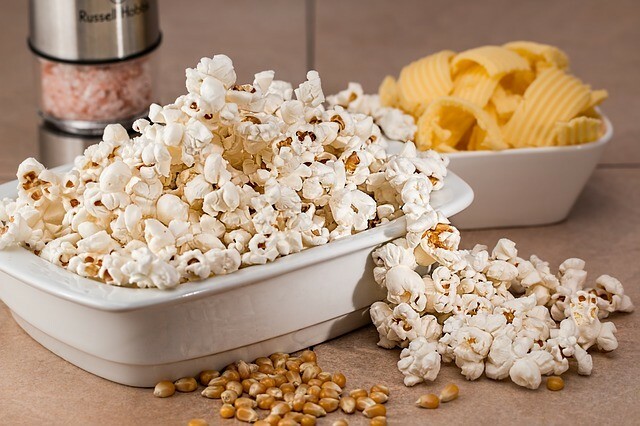 فيلم The-Screening-Room-50-dollar-movie-popcorn