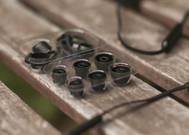 BeatsX Review & Giveaway: أفضل سماعات آبل على الإطلاق؟ تركيب beatsx