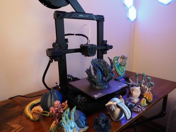 نموذج Anycubic Kobra Go متنوع