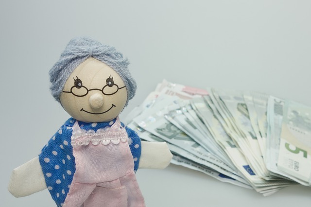 استخدم هذه الموارد لاتخاذ أكبر القرارات المالية من أموال دمية 20s الخاصة بك