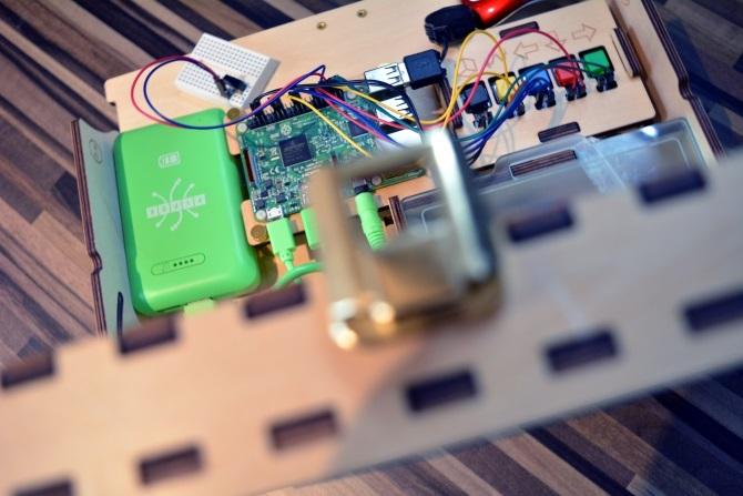 تم فتح صندوق Piper Computer Kit