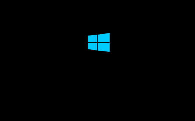 تعطل الكمبيوتر والشاشة السوداء في Windows 10