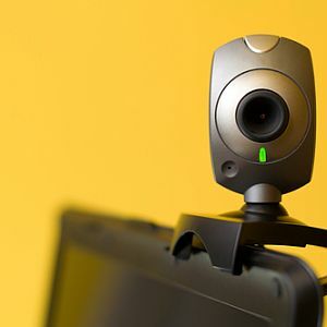 كاميرا مراقبة لفتة