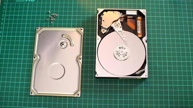 HDD داخل