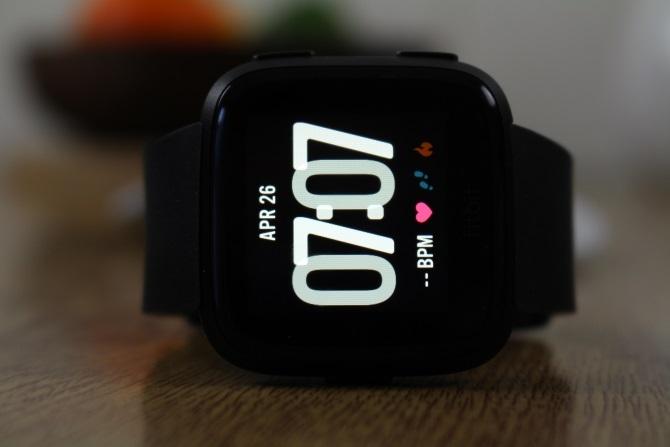 مراجعة Fitbit Versa: أفضل جهاز Fitbit يمكن ارتداؤه حتى الآن؟ فيتبيت فيرسا 8